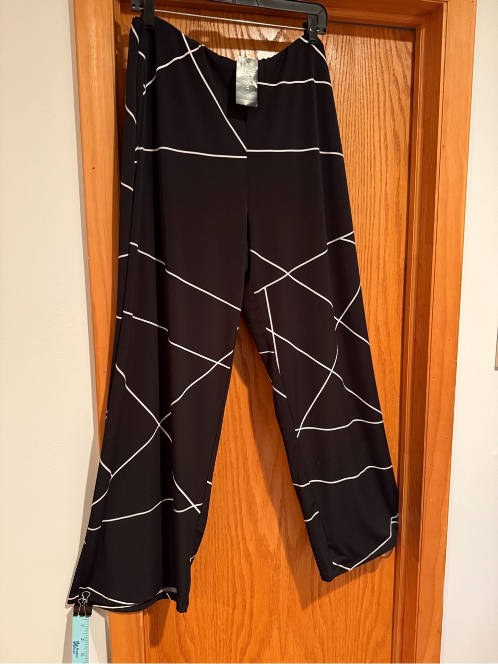 Alfani Black Wide-Leg Pants with White Geometric Lines